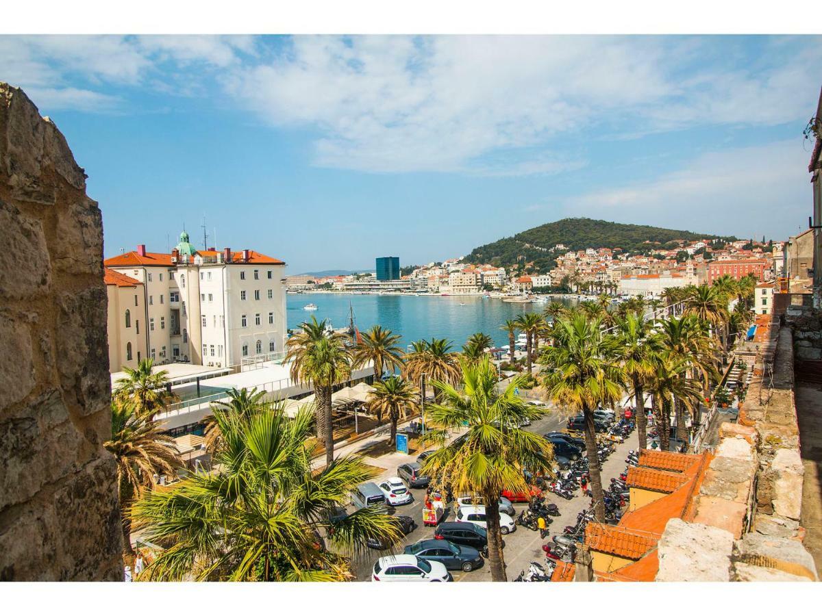 Terazza Grande In Diocletian Tower Apartment Split Exterior photo